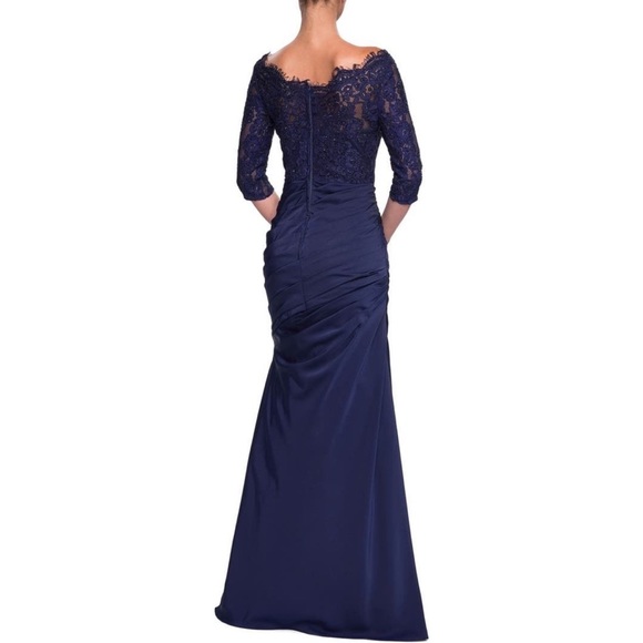 La FEMME LACE BODICE TRUMPET GOWN 🌺IN STORES. See Photos! Perfect Condition. - Picture 2 of 6